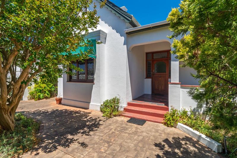 4 Bedroom Property for Sale in Plumstead Western Cape